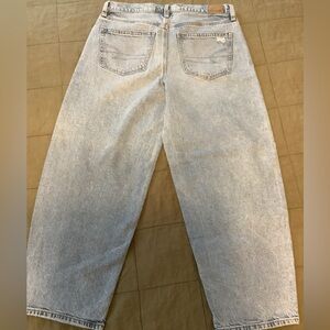 American Eagle Outfitters Barrel Jeans 10